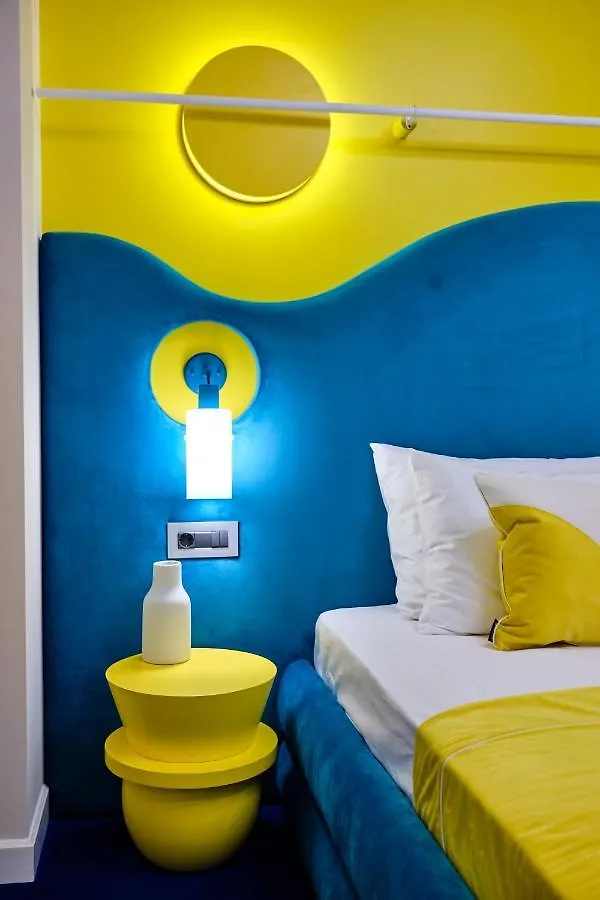 Vilacrosse Boutique Inn Bucharest 3*,